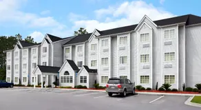 Rincon Inn and Suites - Image 2