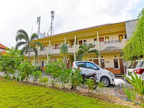 OYO 91078 Mulia Agung Residence - Image 3