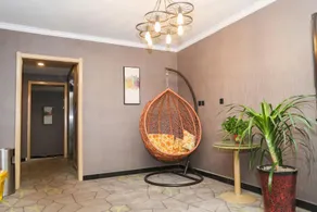 Shenzhou Baiyun Selected Hotel (City Hospital Branch) - Image 5