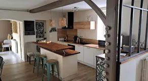Jolie maison de ville avec un extérieur au calme - Les Dragons de la Chamoiserie NIORT - Image 4
