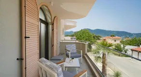 Moderi Luxury Suites - Image 4