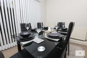 Modern 4-Bedroom 2-Bathroom with Off Road Parking in Great Sankey by Amazing Spaces Relocations Ltd - Image 4