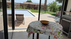 La Maison des Romarins Chambres d'hôtes Cosy Climatisées Piscine Cuisine - Image 3