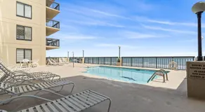 Beautiful 2 Bedroom Apartment in Cherry Grove with Stunning Views Buena Vista 402 - Image 3