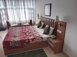Hotel City Heights - Image 5