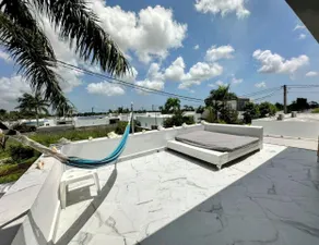 Mariposa Apartments - Image 5