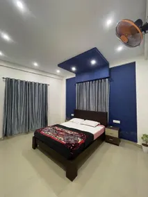 Eco stay holiday home shared space - Image 5