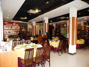 Education Hotel Guilin - Image 3
