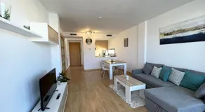 2-bedroom brand new apartment steps from the beach - Image 2
