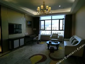 Badain Jaran Hotel - Image 2