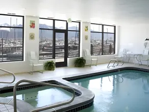 Harbor 360 Hotel Seward - Image 2