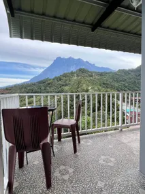 Kanso Hill Guesthouse - Image 2