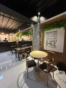 Haven Hotel - Image 2