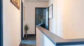 Warden Home-9 Guests-4 bedrooms-Near Etihad Stadium & CO-OP Arena-100 - near Train Station & Bus Station - Image 4