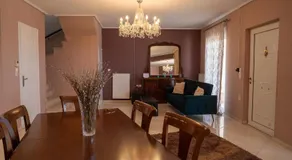 Elegant 3BR Seaside Home with Great View - Image 3