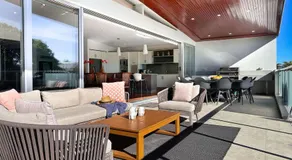 Malibu Beach House - Image 4