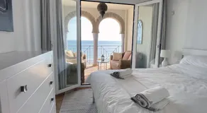 LA PERLA DE LA BAHIA - Image 2