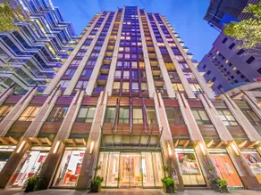 Yorkville Bloor Stay- 2 minutes walk to Transit - Image 2