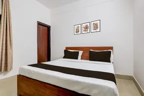 Super Hotel O Sector 4 Manraj Complex Gurugram - Image 2