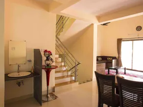 Shri Laxmi Narayan Bungalow - Image 2