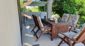 Helen of Troy House - Image 2