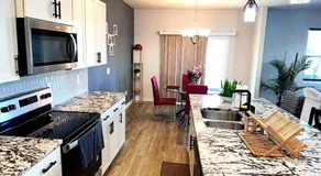 Simple Elegant Single Family Home DT Raleigh - Image 5