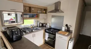 Lake View with Private Hot Tub at Tattershall Lakes - Image 4