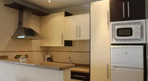 Apartamentos Turísticos Plaza del Olvido - Image 3