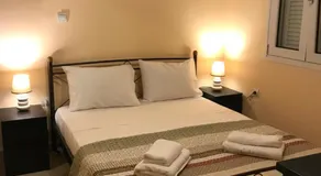 Eugenies Home - Image 2