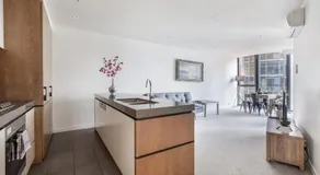South Yarra - Sleep 6 Baby Stay - Pool View & Car - Image 4