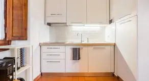 Tuscany style apt free parking 15 min from city center - Image 5