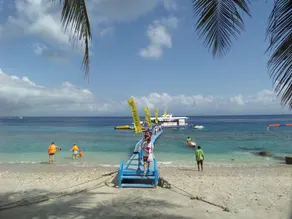 Semaya One Beach Guesthouse - Image 3