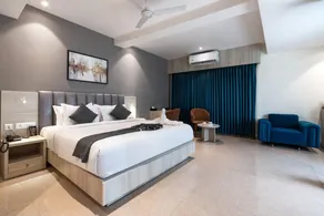 Hotel Golden Couch, Kozhikode, Vadakara. - Image 3