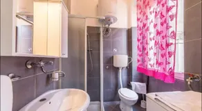 Two Room Eva - Image 2