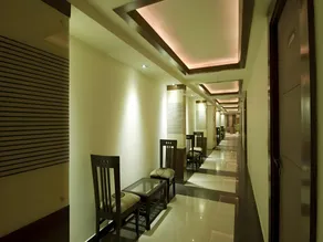 Hotel Shree Residency - Image 4