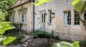 New School Rooms estate close to Bath including heated swimming pool,hot tub,WIFI, pool table, parking - Image 4