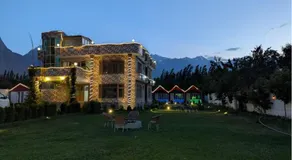 Comfort Hotel & Huts - Image 3