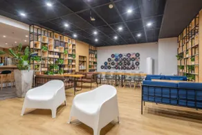 Smile Inn Long Time No See Cat Café Hostel - Image 5