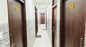 Hotel MDP 800 Meter from Rammandir Ayodhya - Image 4