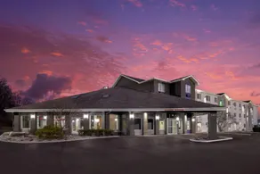 Sleep Inn & Suites - Oxford - University Area - Image 3