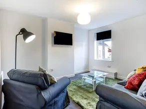 Townhouse PLUS @ 166 Edleston Road Crewe - Image 3