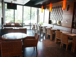 Spring Viva Hotel - Image 4