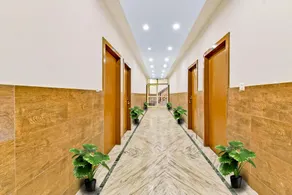 Hotel O Divine - Image 4