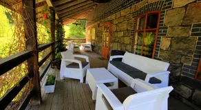 Guesthouse BORSZÓWKA by the creek exclusive, with access to a pool, sauna, and hot tub - Image 4