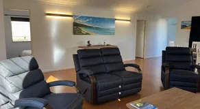14 Manooka Drive - Rainbow Beach Pets Welcome. Fully fenced - Image 2
