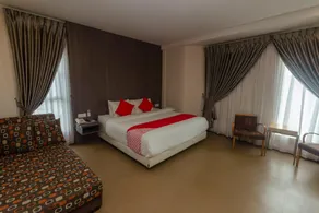 RS Boutique Hotel - Image 2