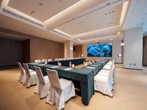 Deqing Luoyang Peninsula Radisson Manor - Image 1