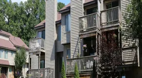 Lakeview Golf Resort Townhouses - Image 5