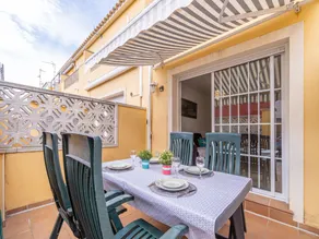 House in Empuriabrava near Aiguamolls Reserve - Image 5