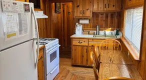 Cowboy's Trail with HotTub, King&QueenBed, in UpperCanyon, Pets welcome - Image 5